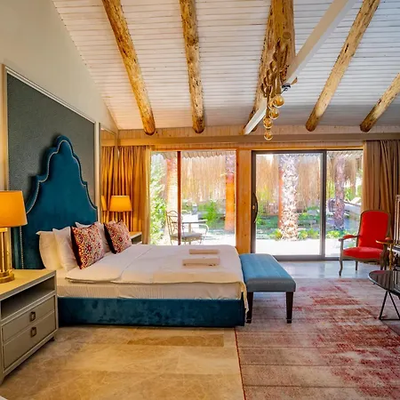 Layla Gocek Adults Only غوجيك