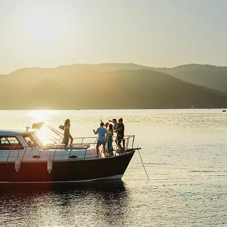 Layla Gocek Adults Only ギョジェク